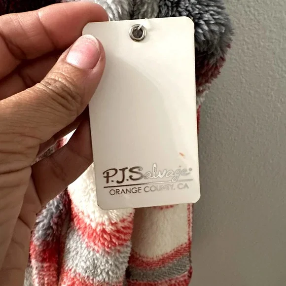 NWT PJ Salvage Women's plush cozy Shacket Size Small/ Medium - Picture 6 of 10